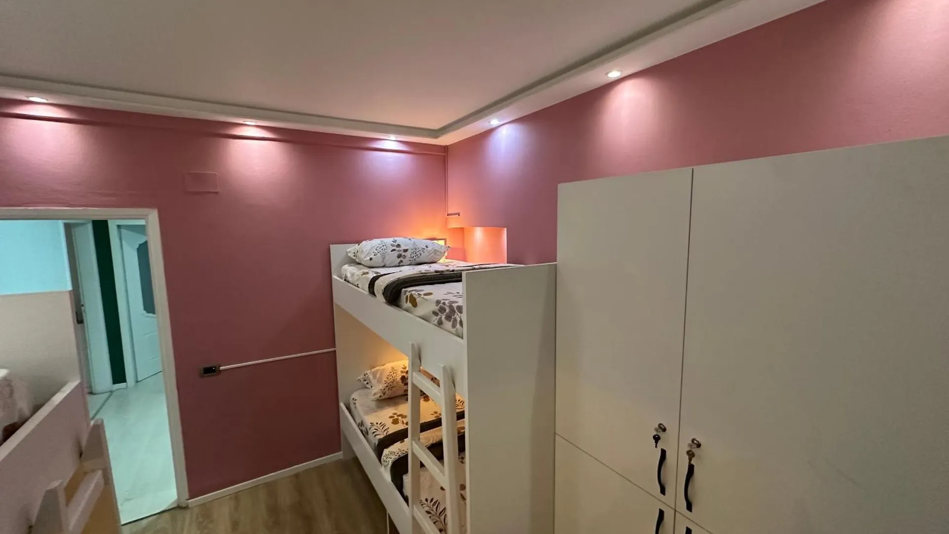 Tirana Blloku Vibes Hostel Albania